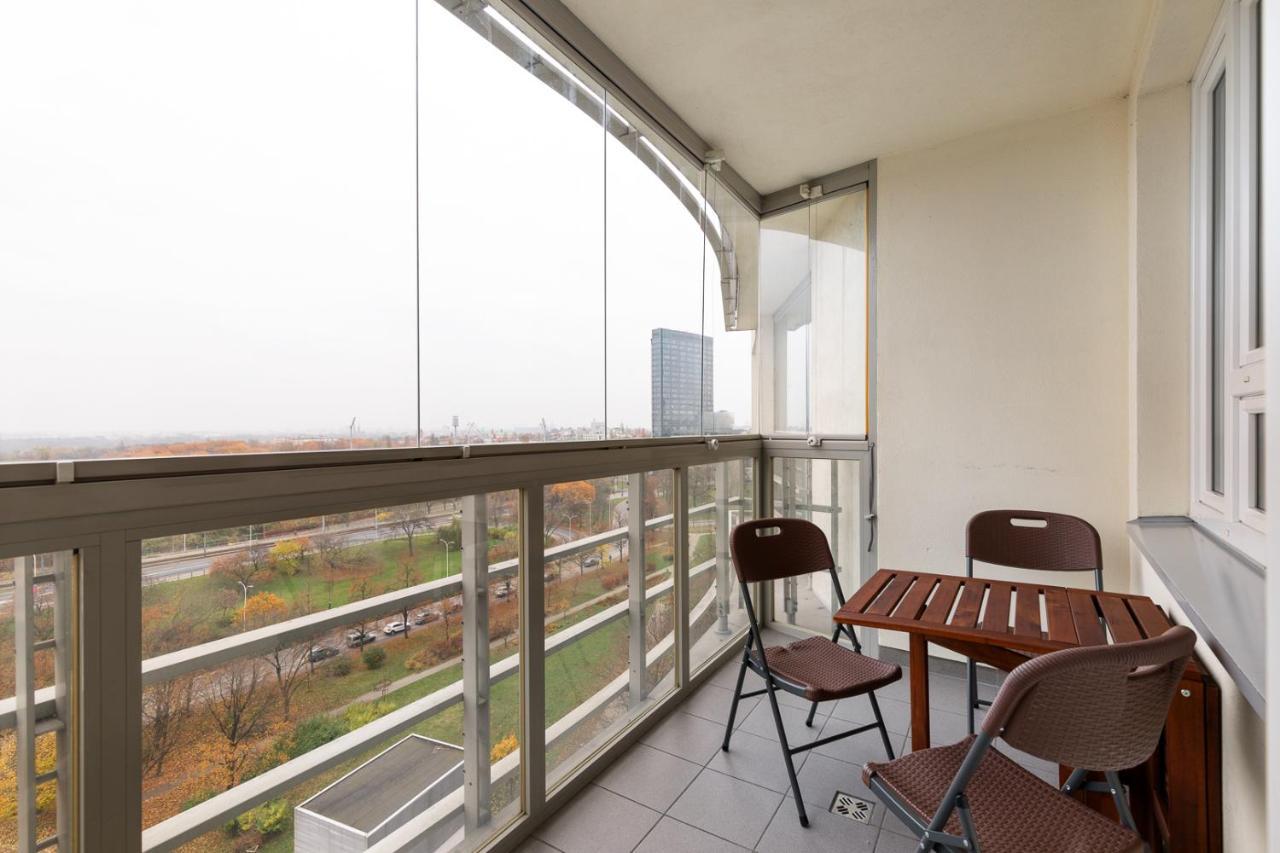 Apartment Slominskiego 5 II With Balcony By Noclegi Renters Warszawa Eksteriør billede